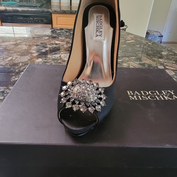 Evening dress shoes - Picture 1 of 3